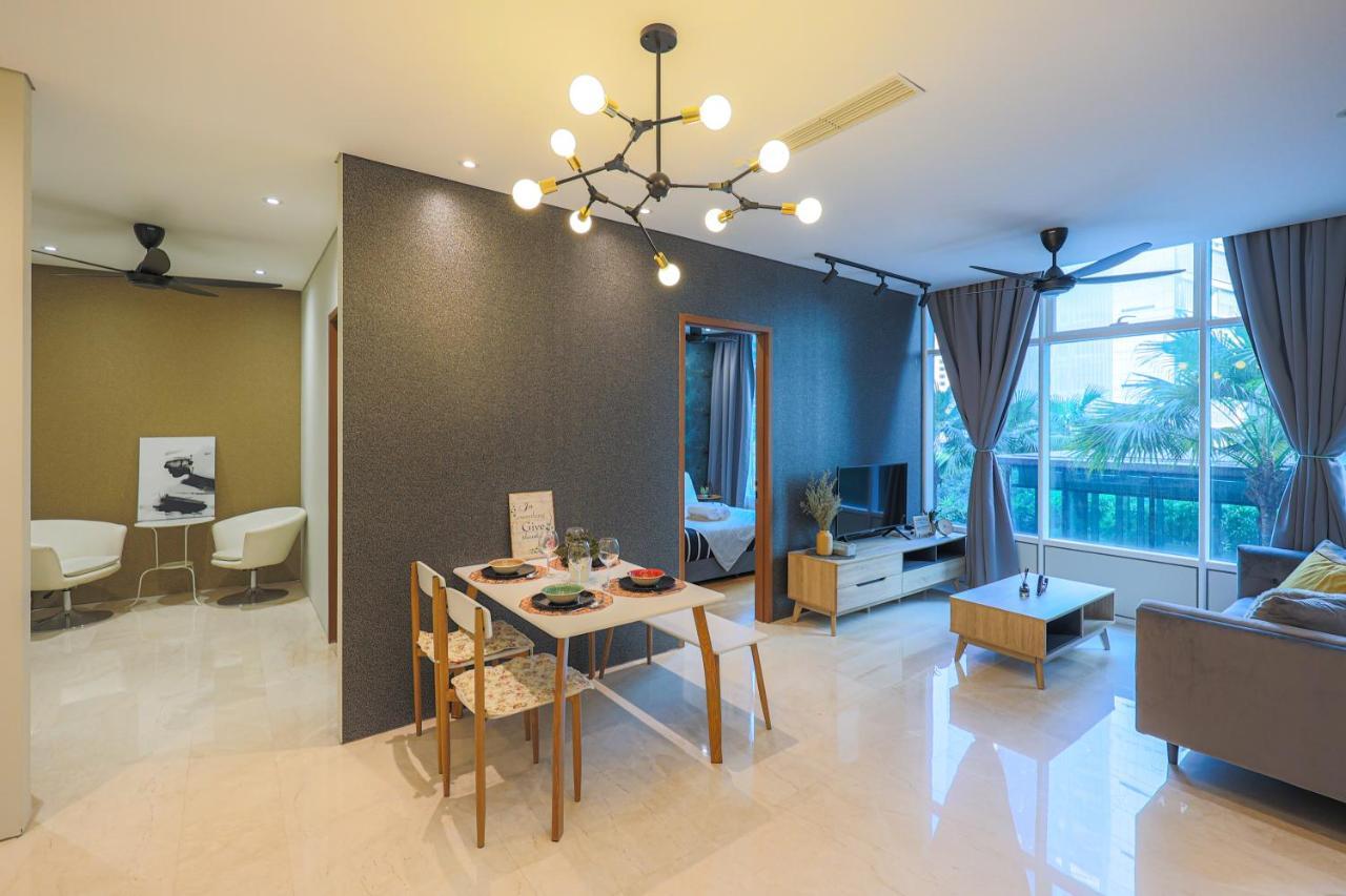 Sky Klcc, Calm Sojourn Apartment *